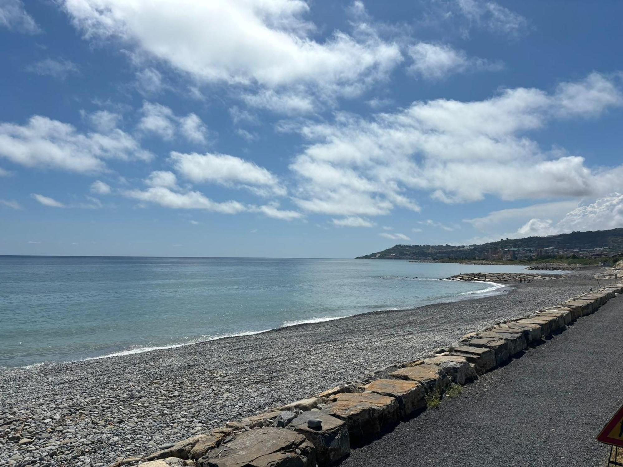Appartamento Angela Riva Ligure Esterno foto